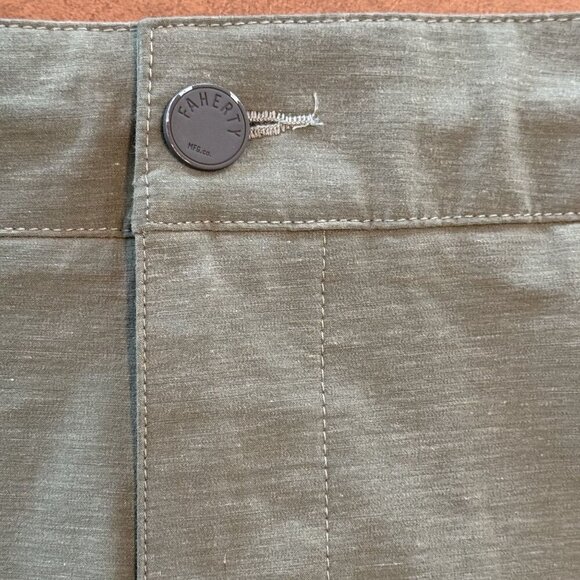 Faherty Mens All Day Shorts Khaki Lightweight Cotton Blend Summer Size 35 - Picture 2 of 4